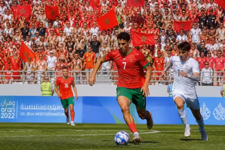 Jeux méditerranéens : le Maroc brille et décroche sa place en demi-finales au terme d&rsquo;un duel haletant !
