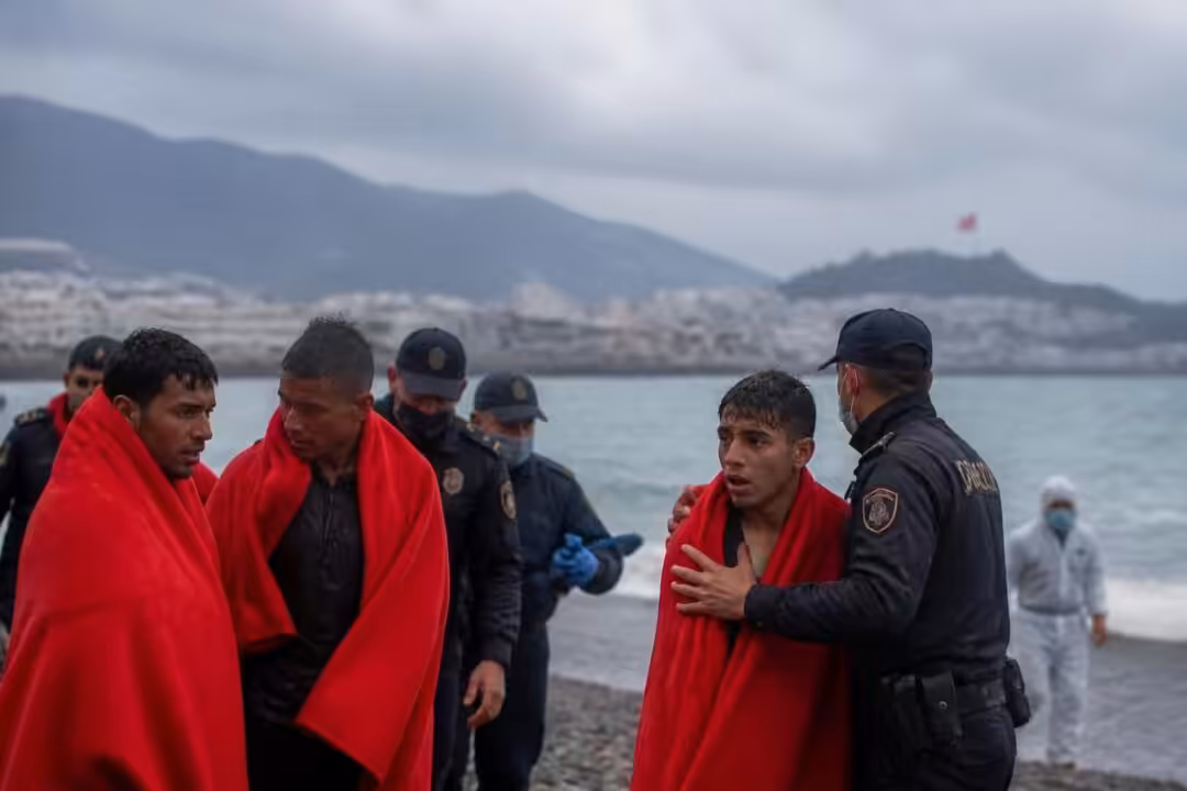 découvrez les déclarations de pedro sánchez sur la crise migratoire à ceuta, soulignant l'absence de preuves concrètes impliquant le maroc dans cette situation délicate.